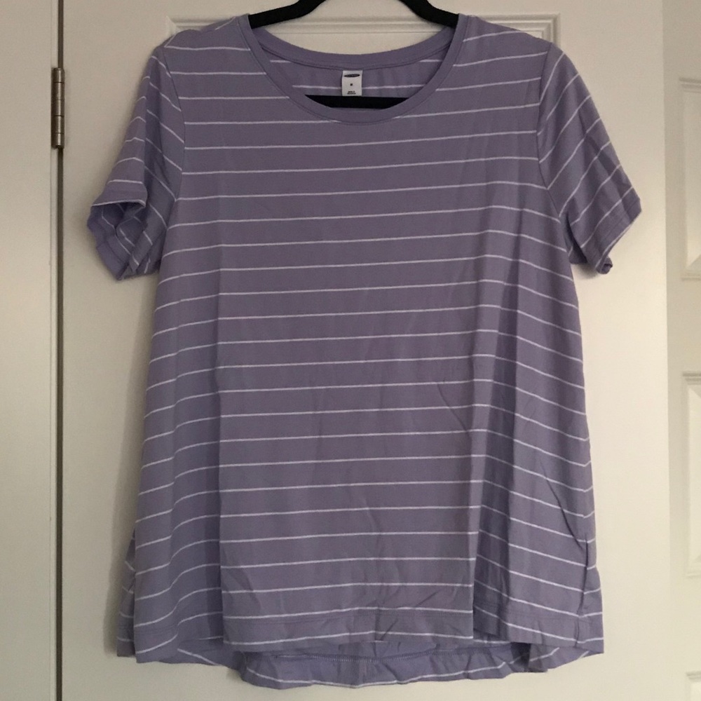 🌷4/$25🌷Striped tee